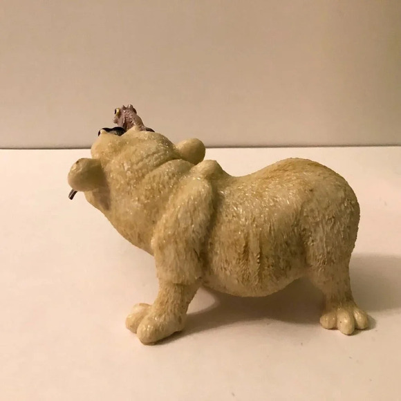 Little Paws Malcolm  Polar Bear With Fish Resin Figurine Statue Arora - Picture 4 of 15